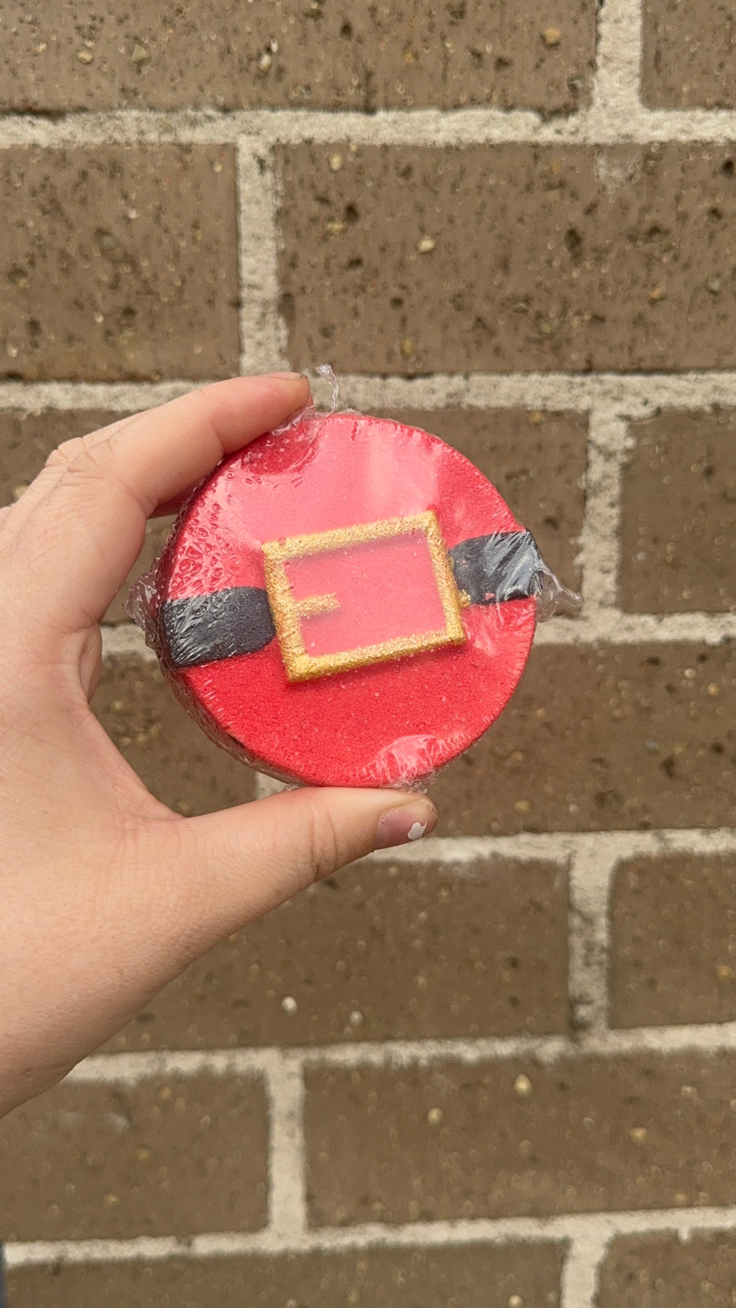 santa's belt bathbomb