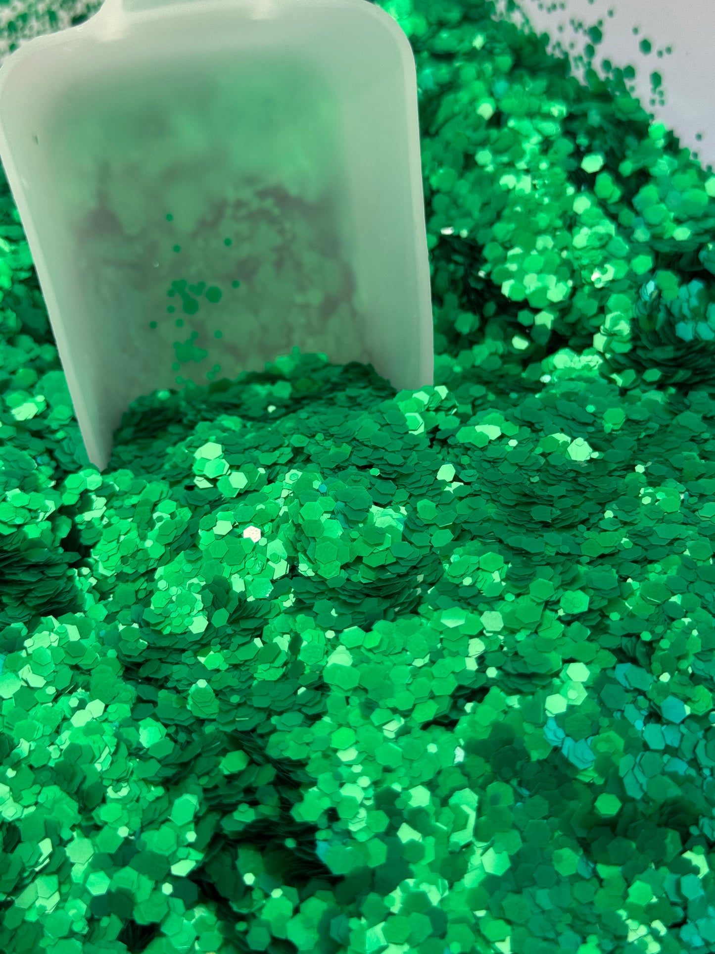 Emerald kisses